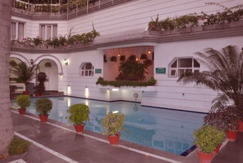 Grand Continental Hotel Аллахабад Екстер'єр фото